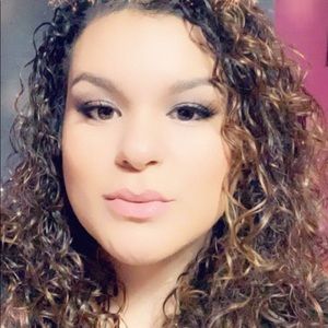 Meet your Posher, Marianela